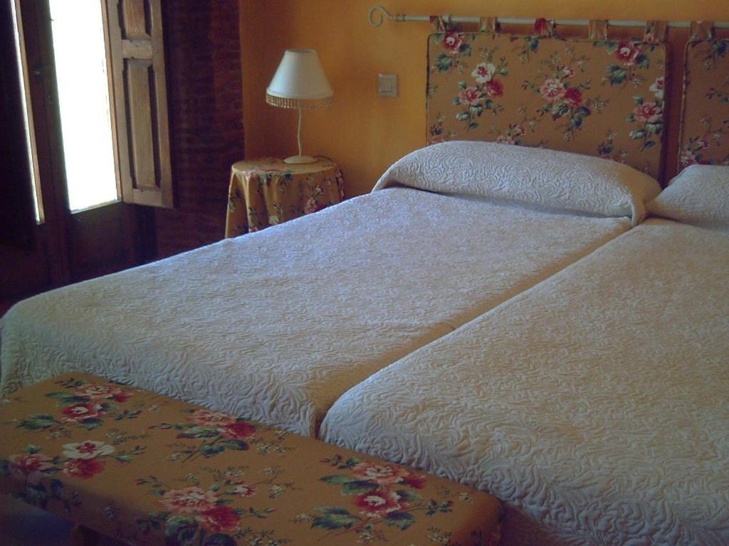 Hotel Balneario Almeida Dama Verde Almeida de Sayago Oda fotoğraf
